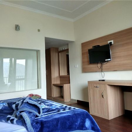 Hotel Emerald Valley Chail Exterior photo
