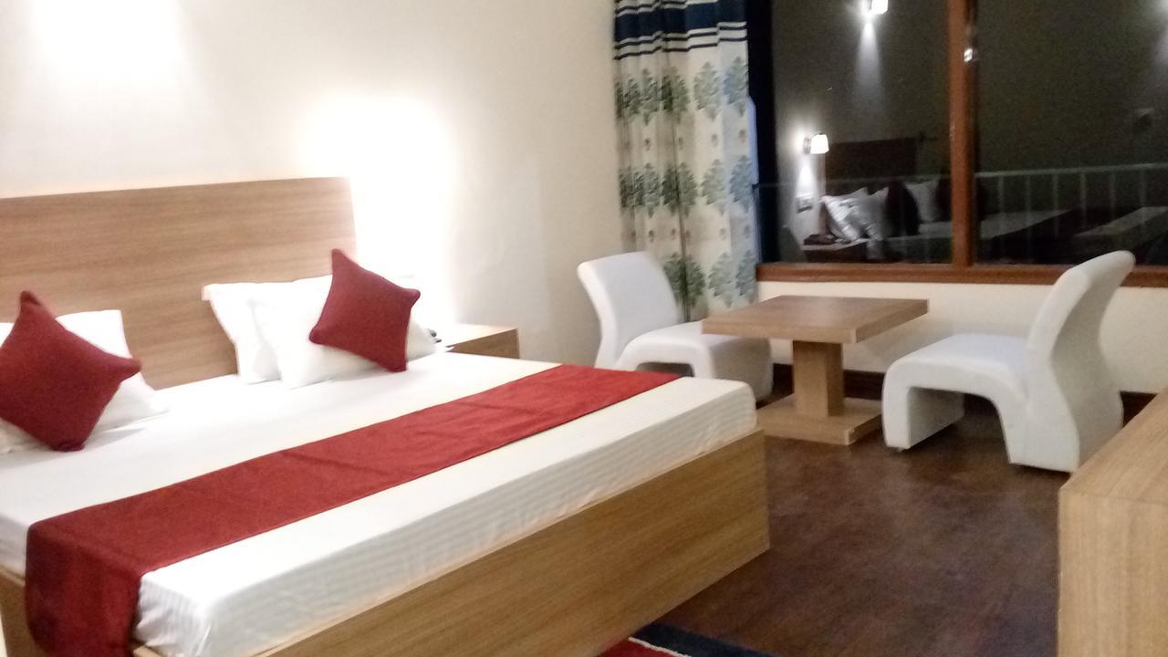 Hotel Emerald Valley Chail Exterior photo