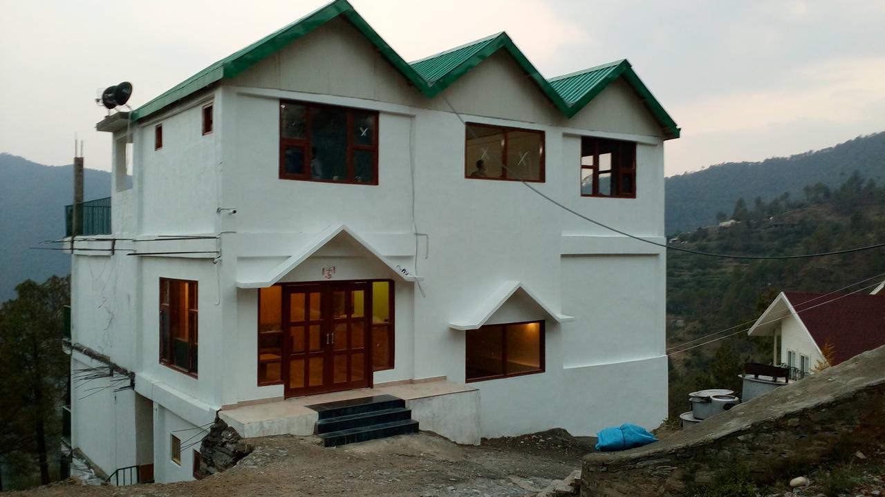 Hotel Emerald Valley Chail Exterior photo